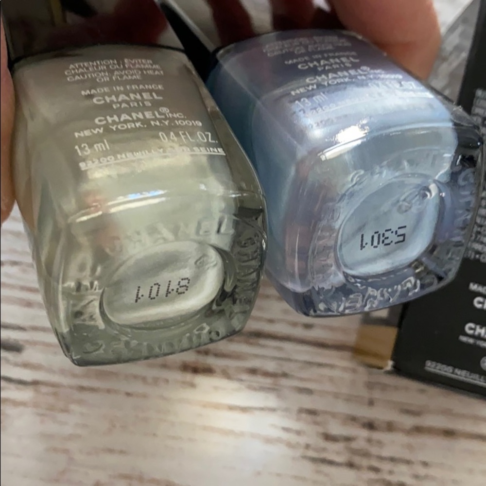 Bundle of 2 CHANEL Spring Color Nail Colour - Picture 4 of 8